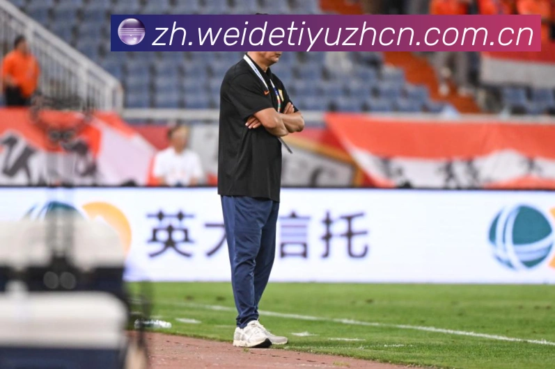 棒球传奇投手德格罗姆生涯巅峰与技术解析全景报道成长观察:最新赛事动态与深度分析 棒球传奇投手德格罗姆生涯巅峰与技术解析全景报道成长观察:最新赛事动态与深度分析